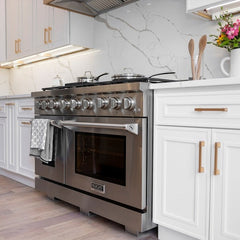 Kucht Professional 48" Natural Gas Range – KFX480 with Custom Body & Accent Knobs